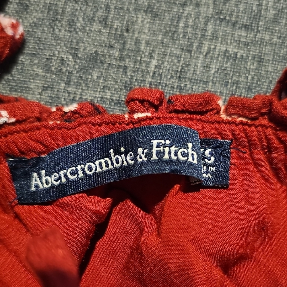 Abercrombie & Fitch Burgundy Floral Crop Top Summer Size Xsmall Ruffles - Picture 2 of 6